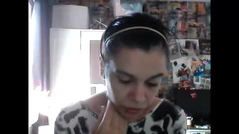 Snapshot of caroisback chatting on September 29, 2025, 1:49 pm caroisback online show from September 29, 2025, 1:49 pm