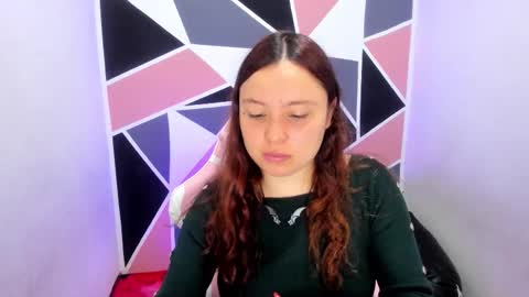 Snapshot of carol_pinter chatting on October 20, 2025, 5:24 pm Carol online show from October 20, 2025, 5:24 pm