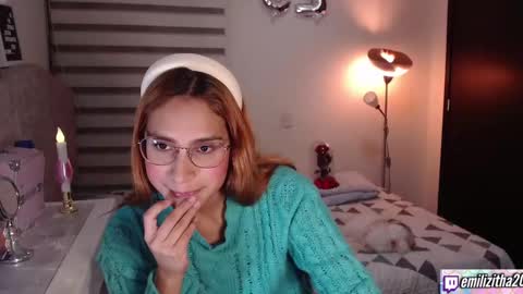 Snapshot of carolayn12 chatting on January 10, 2025, 2:25 am Carolayn online show from January 10, 2025, 2:25 am