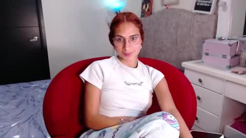 Snapshot of carolayn12 chatting on March 8, 2025, 12:22 am Carolayn online show from March 8, 2025, 12:22 am