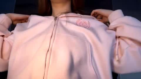 Lisa online show from February 2, 2026, 6:12 am