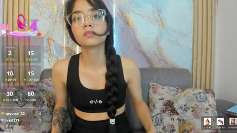 carolina23_pm online show from April 8, 2026, 12:43 am