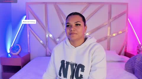 Snapshot of carolina_evannss chatting on November 1, 2025, 11:45 am carolina_evannss online show from November 1, 2025, 11:45 am