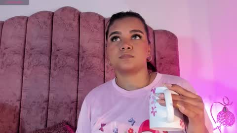 Snapshot of carolina_evannss chatting on December 21, 2025, 3:46 am carolina_evannss online show from December 21, 2025, 3:46 am