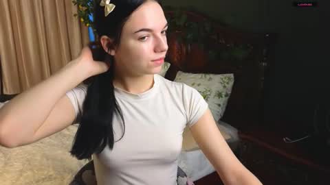 Snapshot of caroline_hey chatting on March 4, 2026, 9:37 am Mary and Carol online show from March 4, 2026, 9:37 am