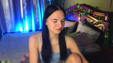 Snapshot of caroline_hey chatting on March 10, 2026, 11:15 am Mary and Carol online show from March 10, 2026, 11:15 am