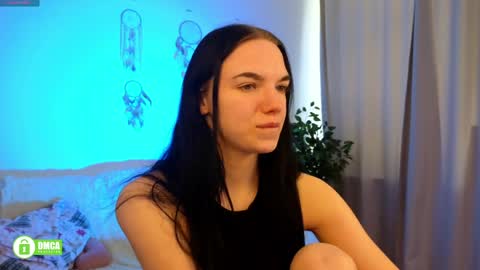 Snapshot of caroline_hey chatting on April 9, 2026, 11:48 am Mary and Carol online show from April 9, 2026, 11:48 am