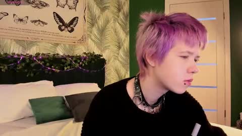 Snapshot of carolinerichter chatting on November 9, 2025, 3:05 am CarolineRichter online show from November 9, 2025, 3:05 am