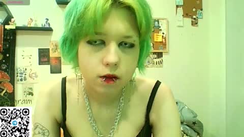 Snapshot of carolinerichter chatting on February 9, 2026, 1:31 am CarolineRichter online show from February 9, 2026, 1:31 am