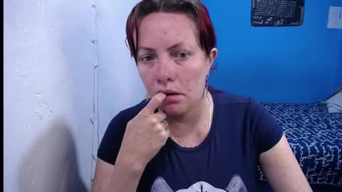 Carolinhe  online show from March 7, 2026, 12:02 pm