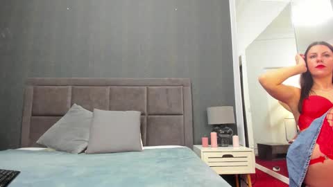 Snapshot of carolynnx chatting on December 2, 2025, 6:08 am carolynnx online show from December 2, 2025, 6:08 am