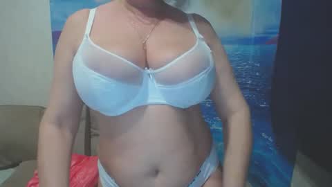 VicunaCool online show from January 19, 2025, 3:53 pm