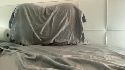 Snapshot of carpetchest chatting on April 1, 2026, 3:29 am Thick Juciy online show from April 1, 2026, 3:29 am