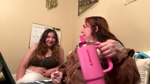 Snapshot of carpetmunchers chatting on October 8, 2025, 2:31 am carpetmunchers online show from October 8, 2025, 2:31 am