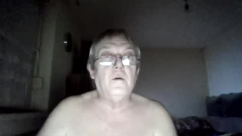 carsten21101 online show from February 16, 2025, 4:42 pm