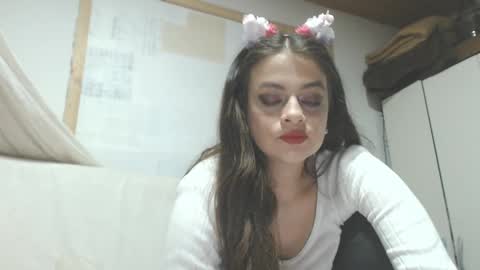 Snapshot of cary_mary chatting on January 29, 2025, 3:44 am Cary mary online show from January 29, 2025, 3:44 am