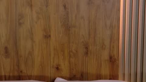 Casandra  online show from December 3, 2025, 7:23 pm