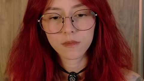 Snapshot of casandra_busting chatting on July 18, 2026, 1:04 pm Casandra online show from July 18, 2026, 1:04 pm