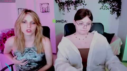 Snapshot of casey_meow_ chatting on June 24, 2026, 6:51 pm casey_meow_ online show from June 24, 2026, 6:51 pm
