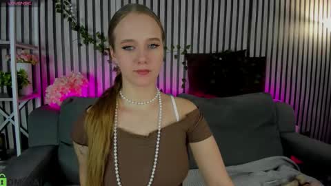 Snapshot of casey_sweeet chatting on February 28, 2026, 4:19 pm Casey sweeet online show from February 28, 2026, 4:19 pm