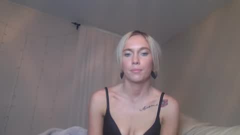 Snapshot of caseygirl6879 chatting on October 7, 2025, 10:07 pm Casey Lakes online show from October 7, 2025, 10:07 pm