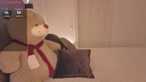 caseykissing online show from October 23, 2025, 3:33 pm