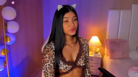Casey Pierce  New Account online show from November 19, 2025, 8:31 pm