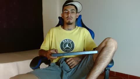 Snapshot of cash_master_san chatting on November 21, 2025, 5:00 pm Cash Master San online show from November 21, 2025, 5:00 pm