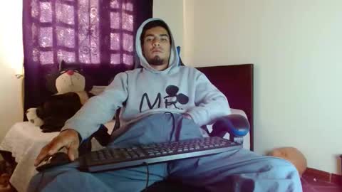 Snapshot of cash_master_san chatting on December 19, 2025, 1:51 pm Cash Master San online show from December 19, 2025, 1:51 pm