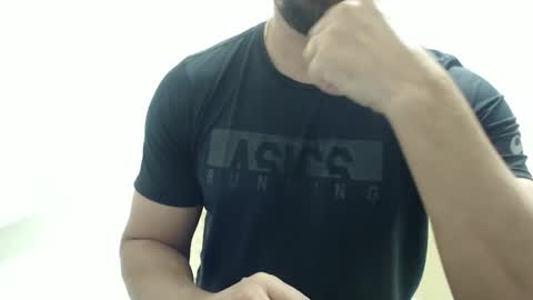 cashmastermuscle77 online show from November 11, 2025, 1:05 am