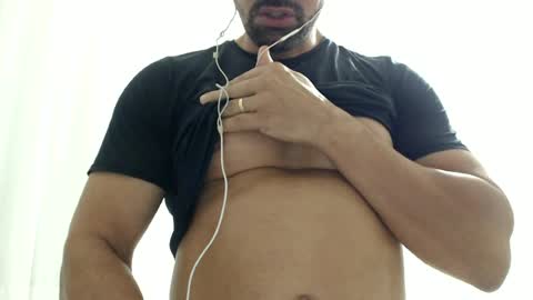 Snapshot of cashmastermuscle77 chatting on July 8, 2026, 11:15 am cashmastermuscle77 online show from July 8, 2026, 11:15 am