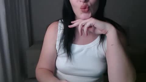 Cassandra07x online show from October 7, 2025, 3:42 pm