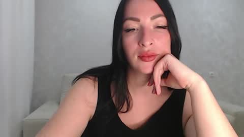 Cassandra07x online show from October 9, 2025, 4:05 pm