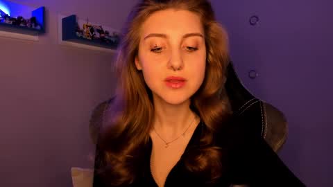 Snapshot of cassiablade1 chatting on February 20, 2025, 7:30 pm Seductress Cassia FINDOM AND SADISM NO NUDE online show from February 20, 2025, 7:30 pm