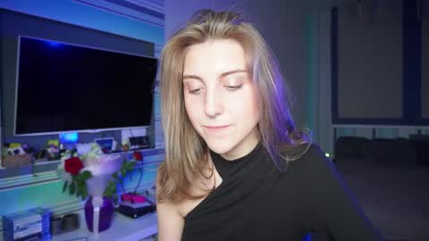 Snapshot of cassiablade1 chatting on September 12, 2025, 6:52 pm Seductress Cassia FINDOM AND SADISM NO NUDE online show from September 12, 2025, 6:52 pm