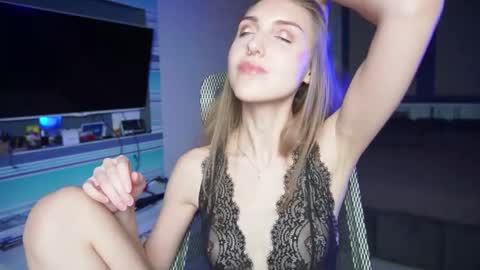 Snapshot of cassiablade1 chatting on October 4, 2025, 3:54 pm Seductress Cassia FINDOM AND SADISM NO NUDE online show from October 4, 2025, 3:54 pm