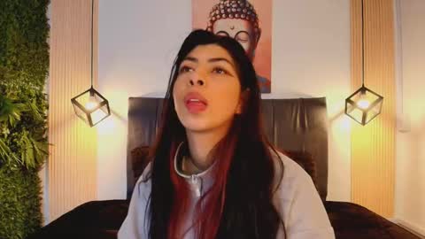 cassie_bloom online show from December 19, 2025, 11:45 pm