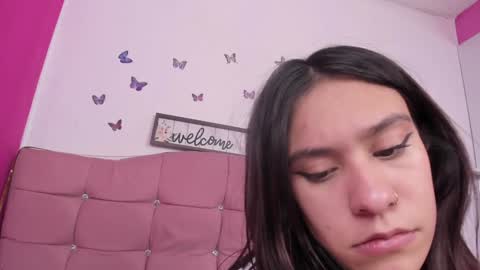 Snapshot of cassie_jones1 chatting on December 22, 2024, 9:55 am Cassie Jones online show from December 22, 2024, 9:55 am