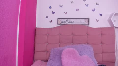 Snapshot of cassie_jones1 chatting on January 13, 2025, 3:45 am Cassie Jones online show from January 13, 2025, 3:45 am