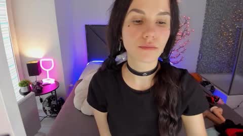 Cassie online show from November 15, 2025, 6:55 am