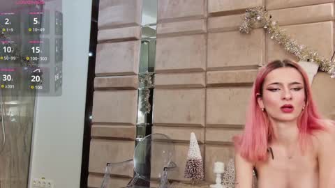 Cassie online show from December 15, 2024, 7:53 pm