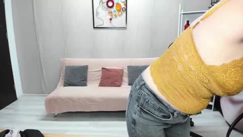 CassieJonas online show from December 16, 2025, 4:17 am