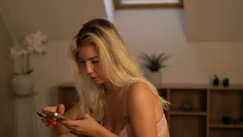 Cassi online show from July 10, 2026, 3:11 am