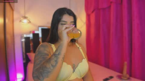  Cassie Stevens  online show from April 2, 2026, 1:58 am