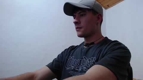 Snapshot of casteryx chatting on January 6, 2025, 2:48 am Juan online show from January 6, 2025, 2:48 am