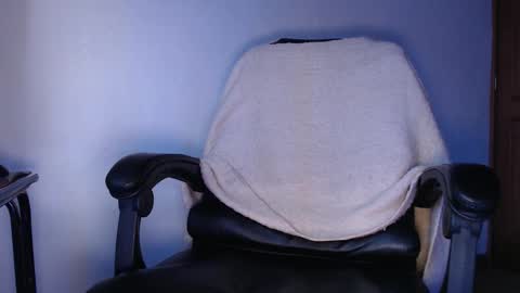 Juan online show from March 19, 2026, 9:41 pm