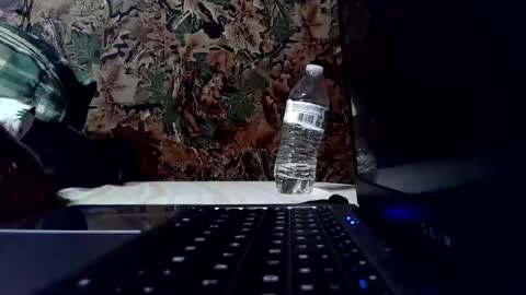 Snapshot of castration40 chatting on October 4, 2025, 9:07 am castration40 online show from October 4, 2025, 9:07 am