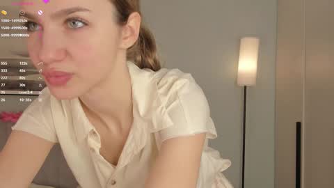 Snapshot of casual_blonde chatting on March 1, 2026, 7:32 am For friends Kira online show from March 1, 2026, 7:32 am