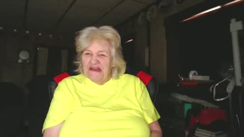 Snapshot of cat9paw chatting on December 25, 2024, 6:19 pm cat online show from December 25, 2024, 6:19 pm