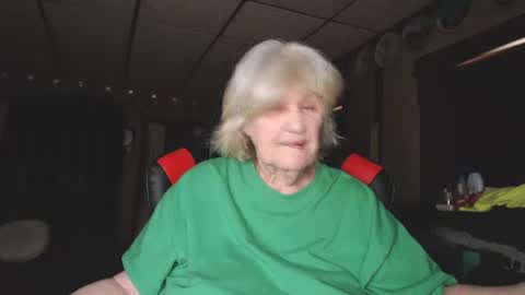 Snapshot of cat9paw chatting on January 14, 2025, 8:48 pm cat online show from January 14, 2025, 8:48 pm